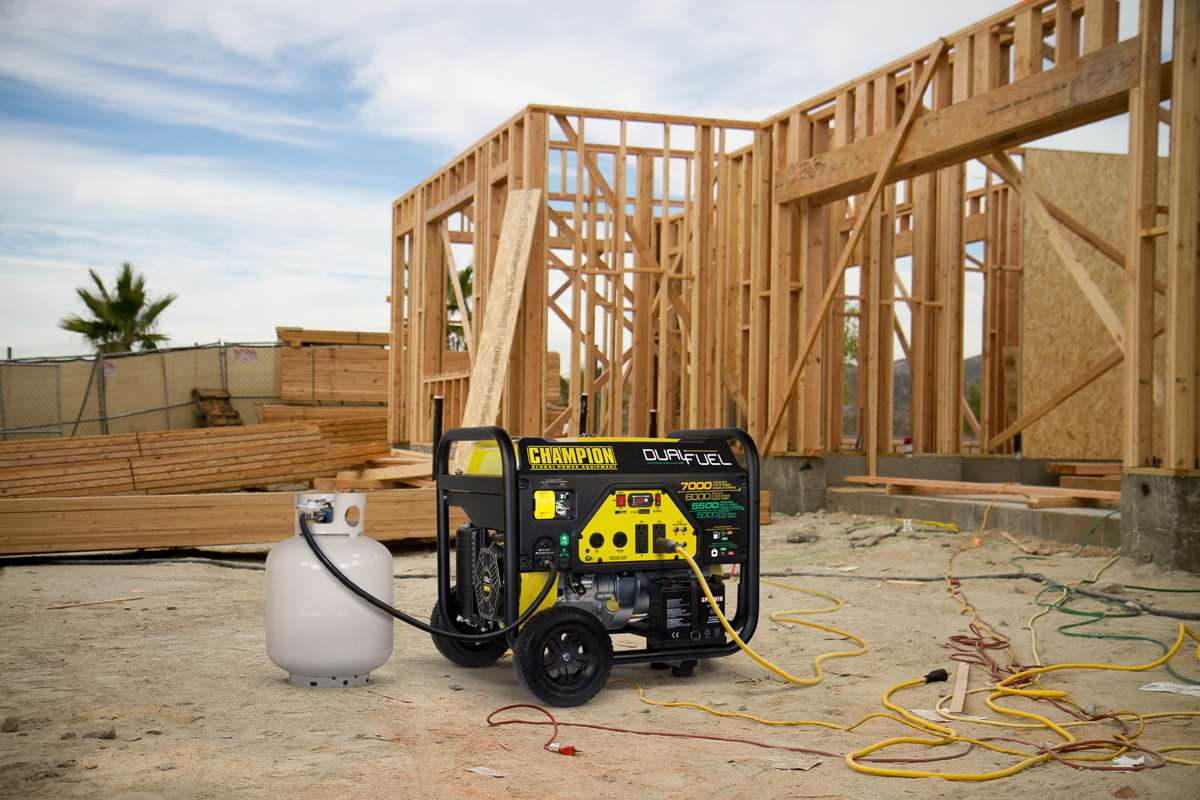 Champion 7000W LPG and Petrol Dual Fuel Generator | Champion